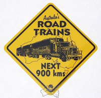 Warnschild Road Trains - Gross