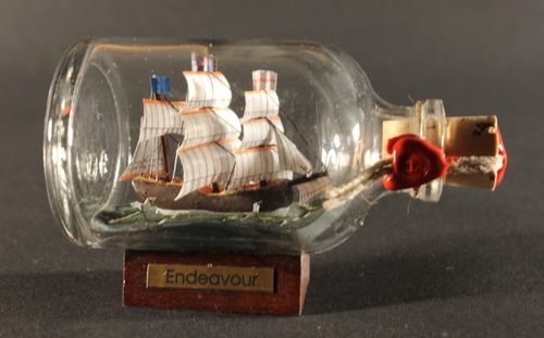 Endeavour Captain Cook Minischiffsmodell
